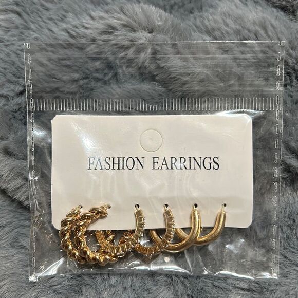 Hoop Earring Set - Picture 1 of 3